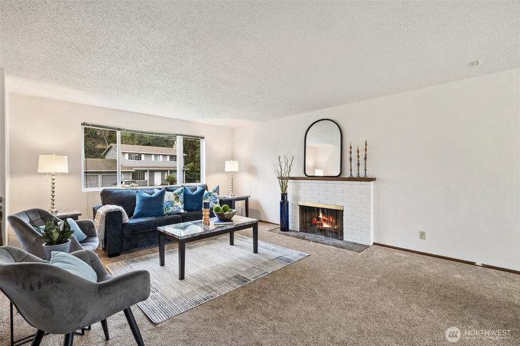 Photo of 20022 61st Court NE, Kenmore, WA 98028 (MLS # 2345646)
