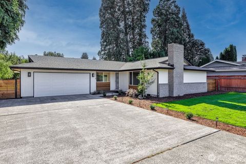 Photo of 6314 Valley Avenue E, Fife, WA 98424 (MLS # 2435842)
