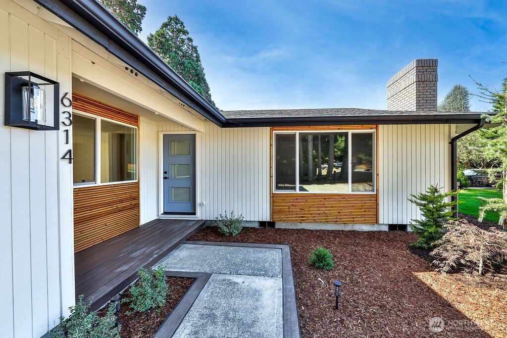 6314 Valley Avenue E