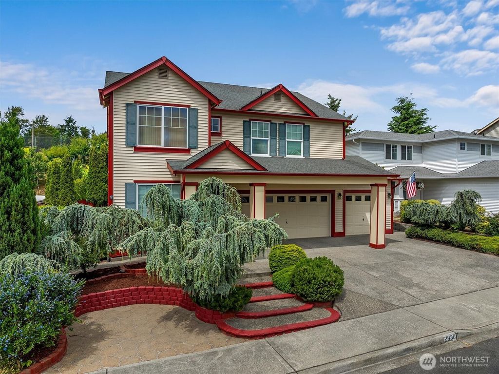 Photo of 2930 SE 3rd Street, Renton, WA 98056 (MLS # 2393174)