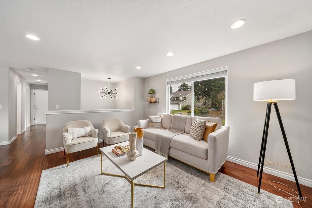 Photo of 15210 SE 178th Street, Renton, WA 98058 (MLS # 2052404)