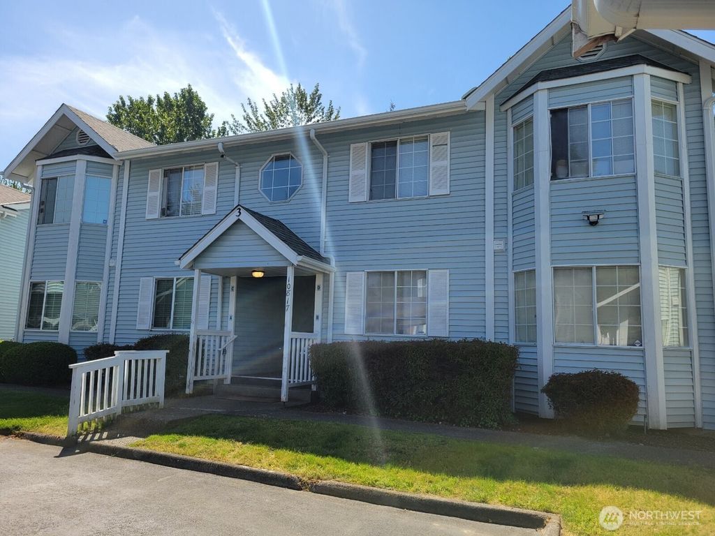 Photo of 10821 SE 172nd Street #4A, Renton, WA 98055 (MLS # 2527002)