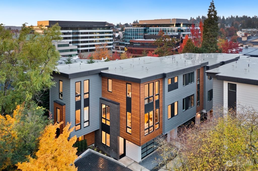 Photo of 113 6th Street #E, Kirkland, WA 98033 (MLS # 2314611)