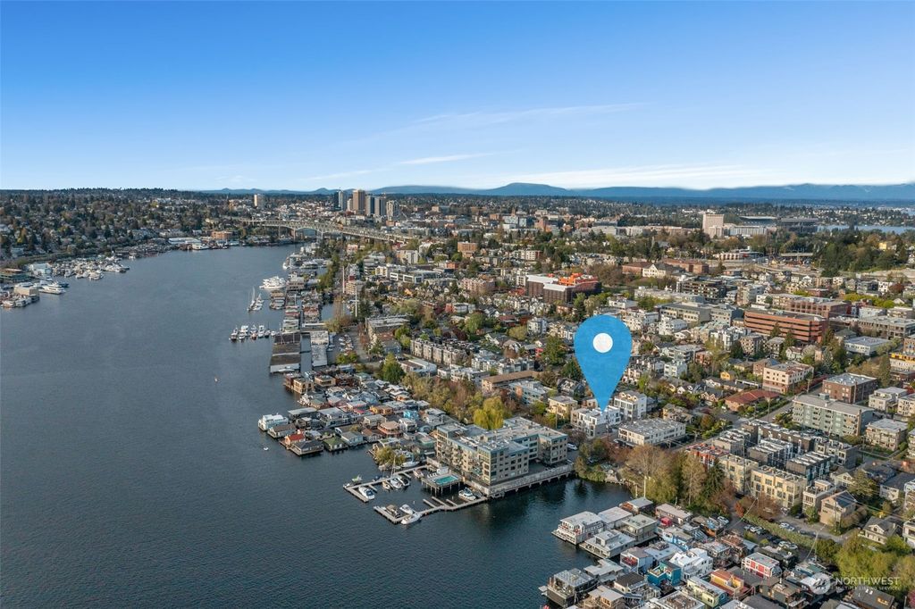 Photo of 2314 C Fairview Avenue E, Seattle, WA 98102 (MLS # 2058416)