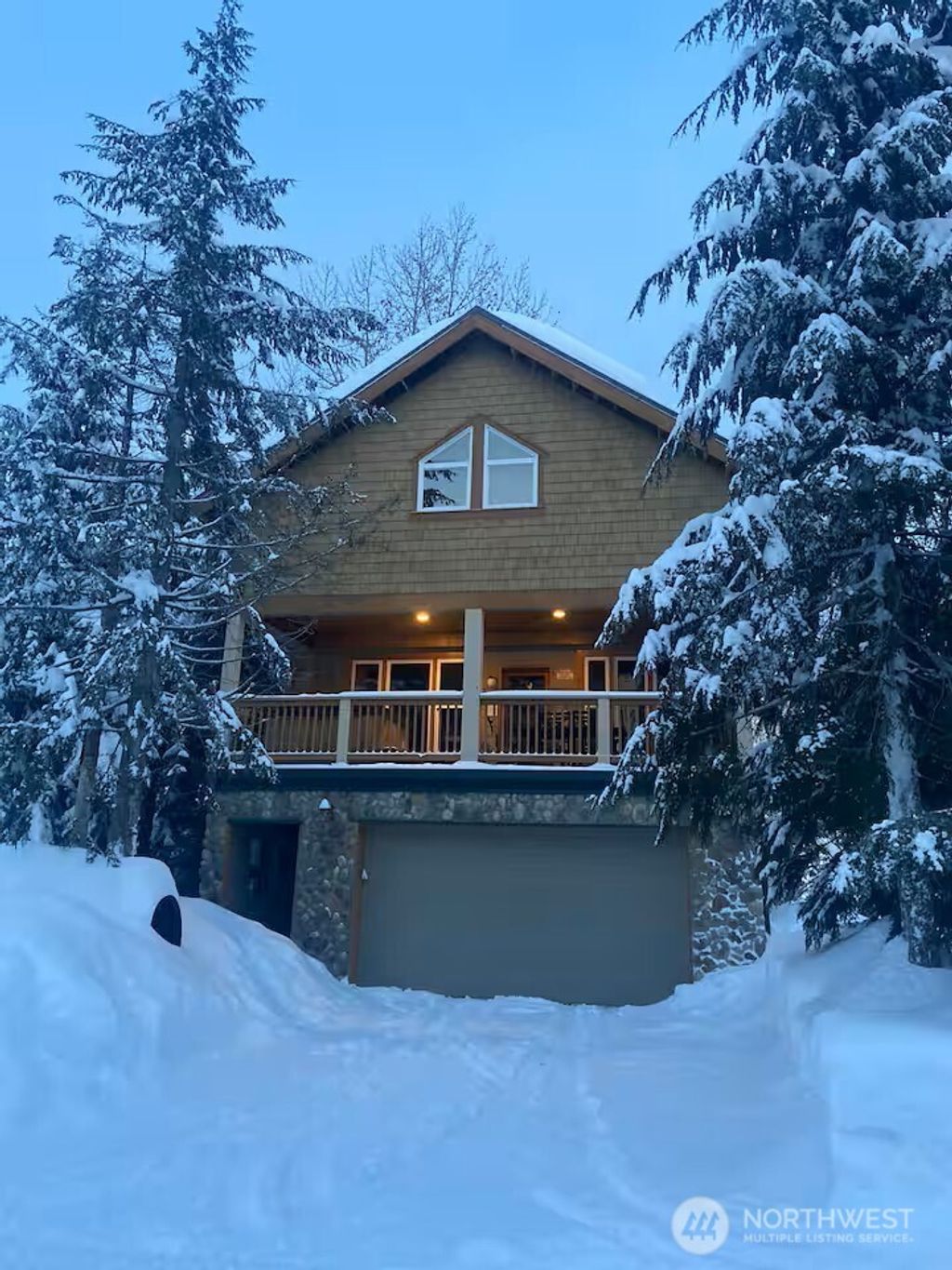 Photo of 141 Kearny Drive, Snoqualmie Pass, WA 98068 (MLS # 2461672)