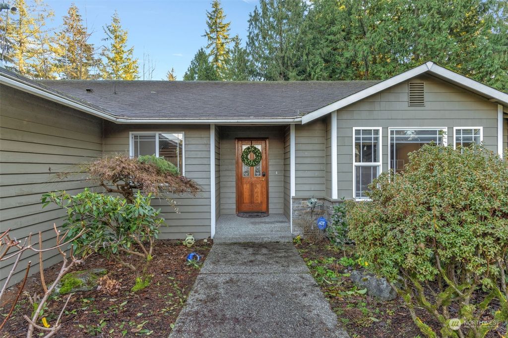 Photo of 25930 48th Avenue NE, Arlington, WA 98223 (MLS # 2326101)