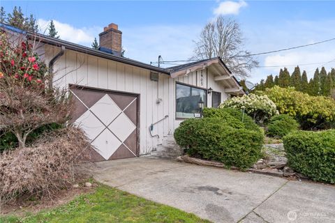 Photo of 22905 SE 106th PL SE Pl, Kent, WA 98031 (MLS # 2473482)