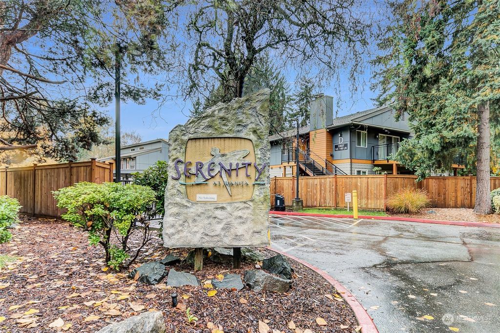 Photo of 10838 NE 148th Lane #B3, Bothell, WA 98011 (MLS # 2178187)