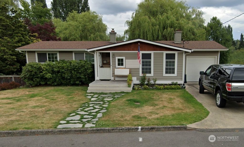 Photo of 1020 151st Avenue SE, Bellevue, WA 98007 (MLS # 2197364)