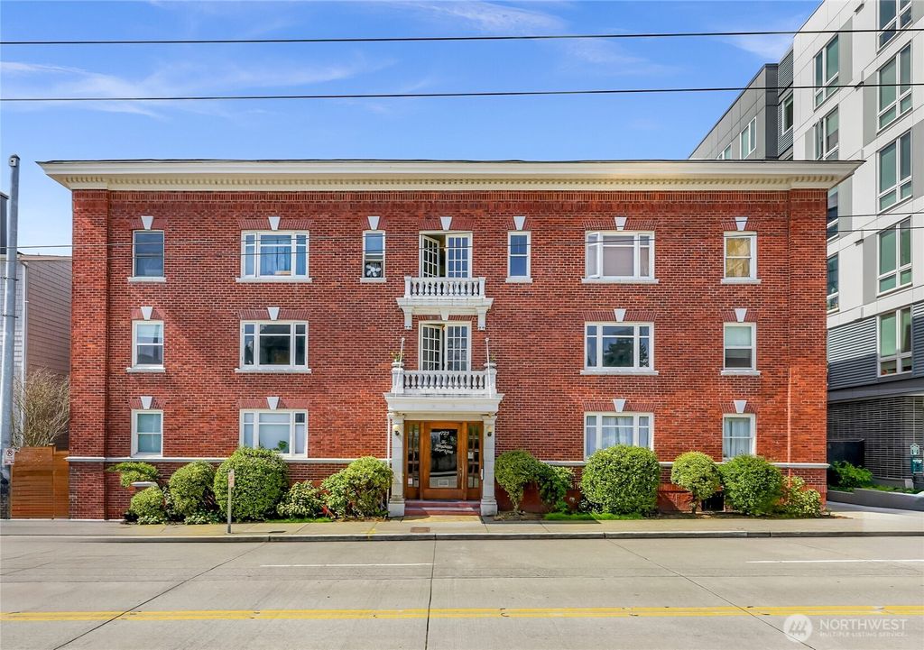 Photo of 4725 15th Avenue NE #37, Seattle, WA 98105 (MLS # 2387079)