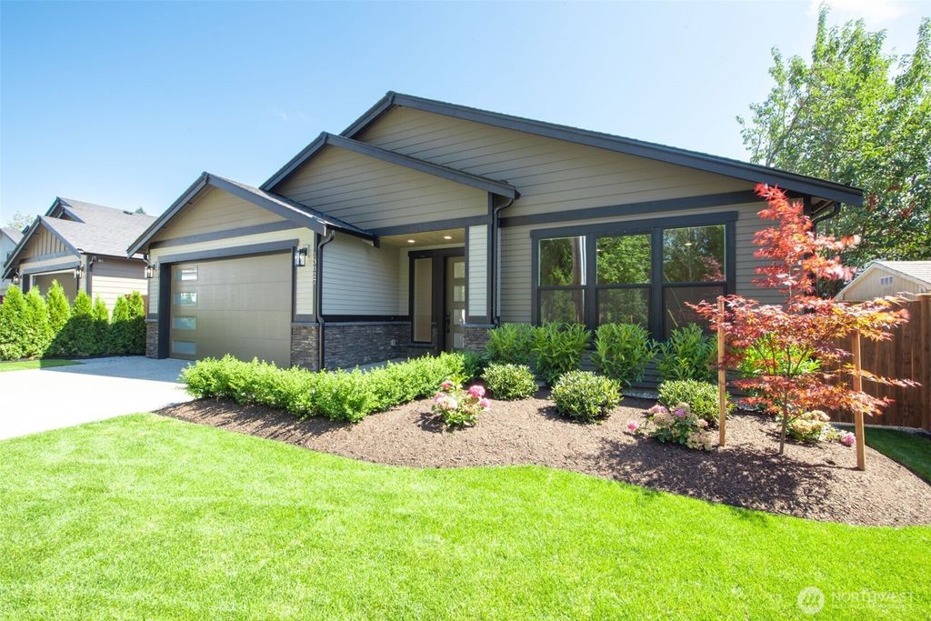 Photo of 13823 48th Drive SE, Snohomish, WA 98296 (MLS # 2421437)