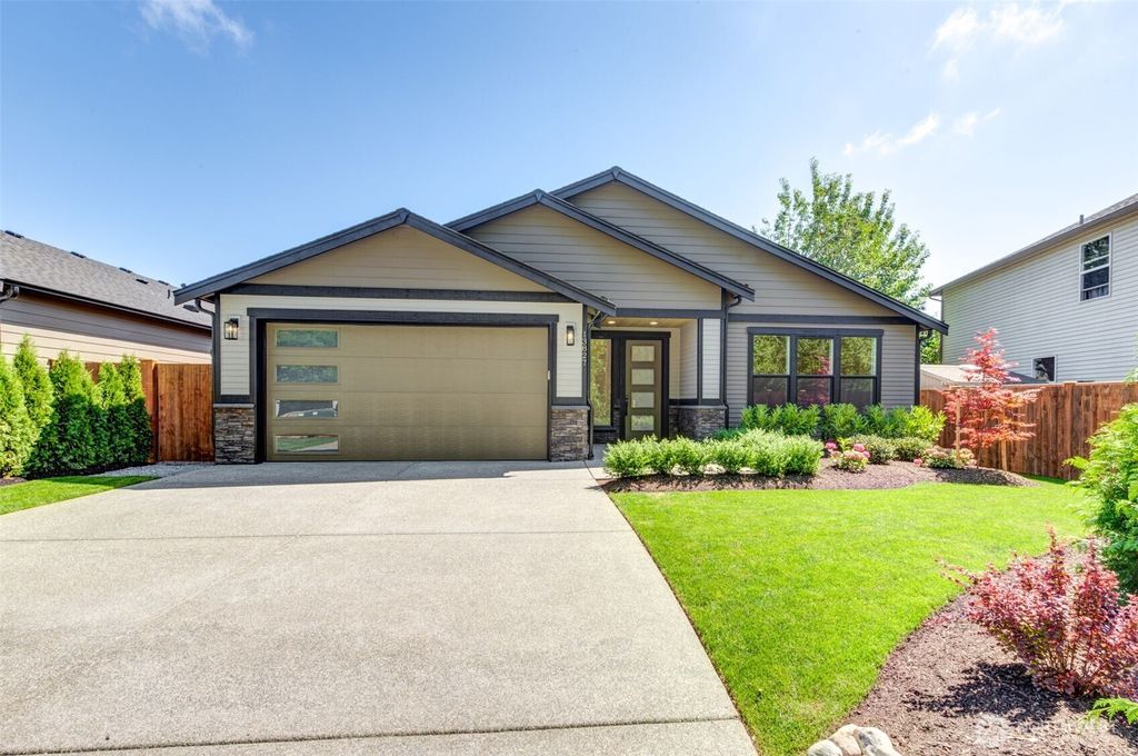 Photo of 13823 48th Drive SE, Snohomish, WA 98296 (MLS # 2421437)