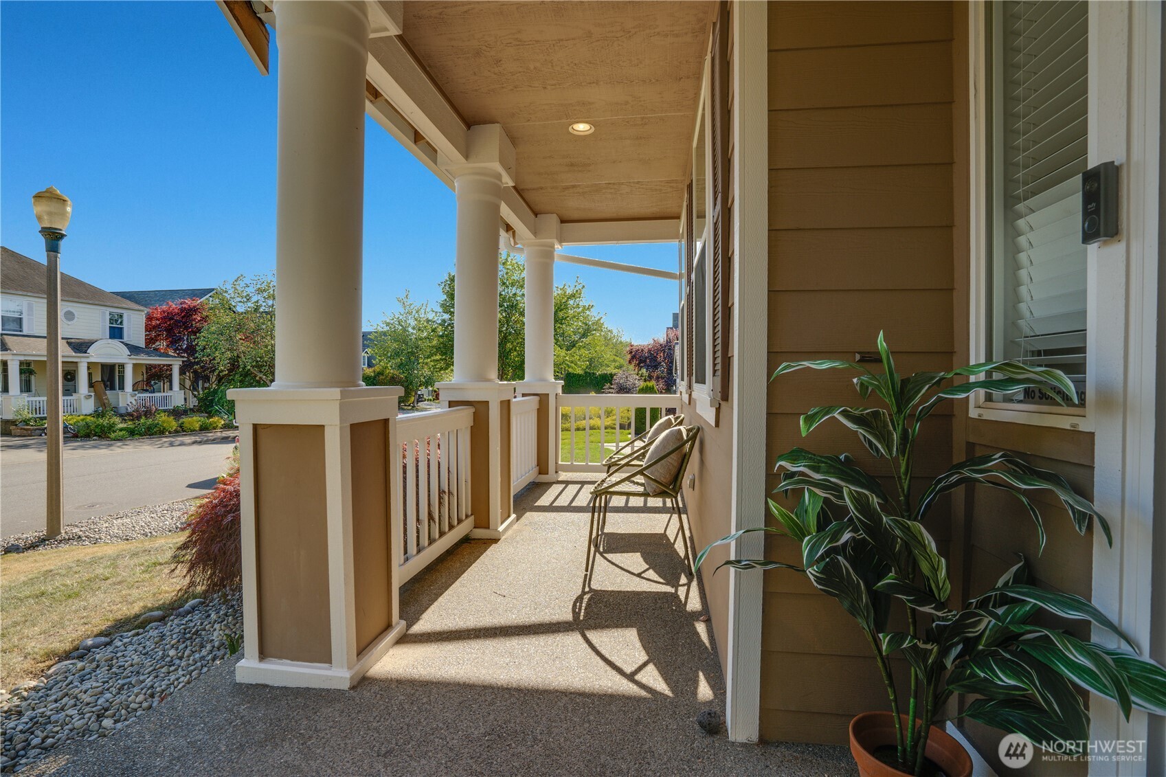 3212 Maplewood Circle NE