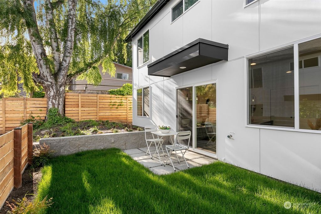 Photo of 4029 2nd Avenue NE, Seattle, WA 98105 (MLS # 2232125)