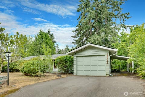 Photo of 10102 114th Street SW, Lakewood, WA 98498 (MLS # 2548468)