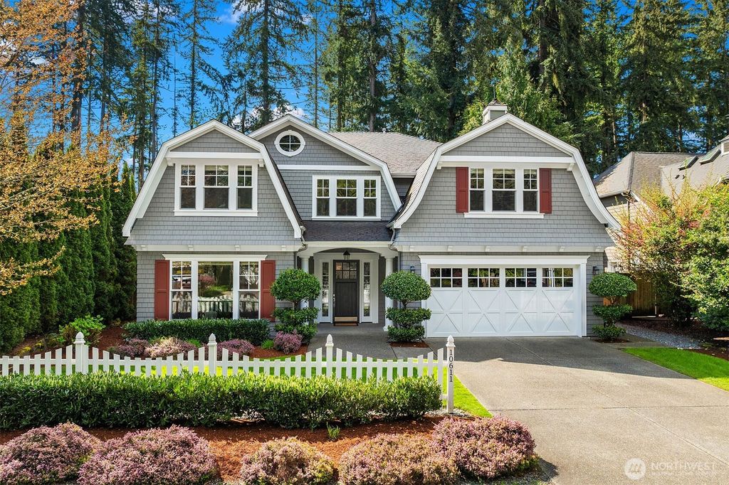 Photo of 10611 SE 20th Street, Bellevue, WA 98004 (MLS # 2499519)