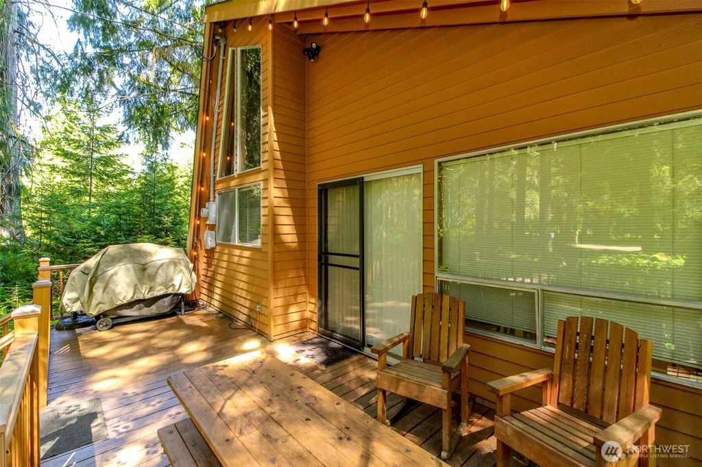 Photo of 38115 564th ST CT E CT, Ashford, WA 98304 (MLS # 2542965)