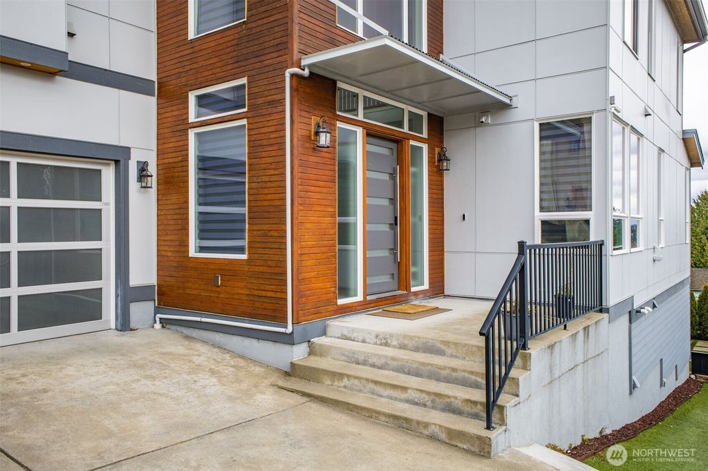 Photo of 17323 Military Rd S Rd, SeaTac, WA 98188 (MLS # 2491864)