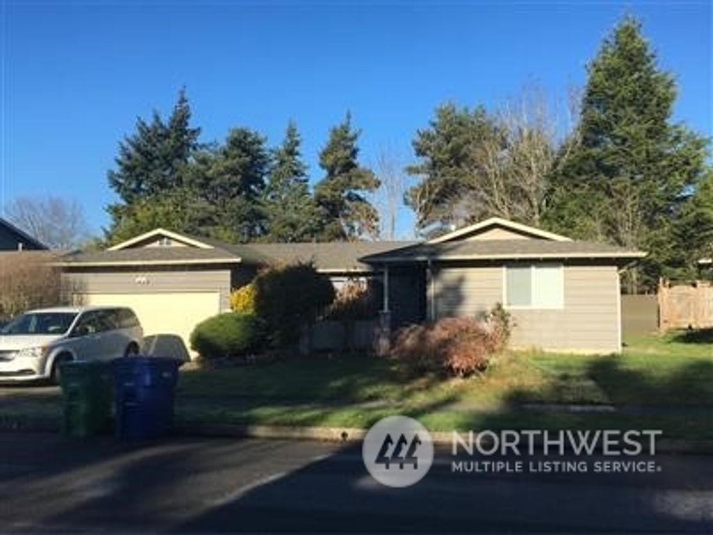 Photo of 814 S 27th Street, Renton, WA 98055 (MLS # 2019003)