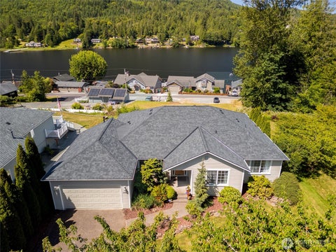 Photo of 18820 Big Lake Ridge Place, Mount Vernon, WA 98274 (MLS # 2545062)