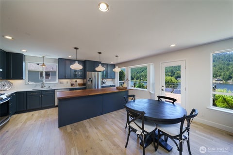 Photo of 18820 Big Lake Ridge Place, Mount Vernon, WA 98274 (MLS # 2545062)