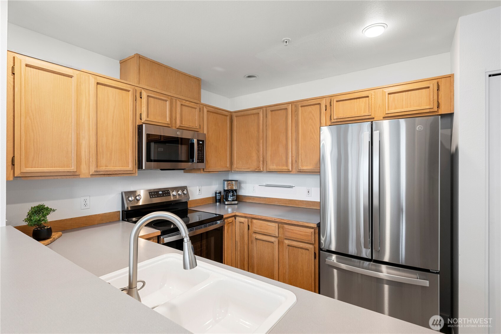 6615 S 239th Place R110