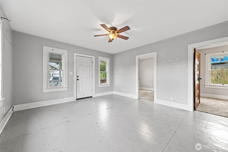 108 Martina Street SE