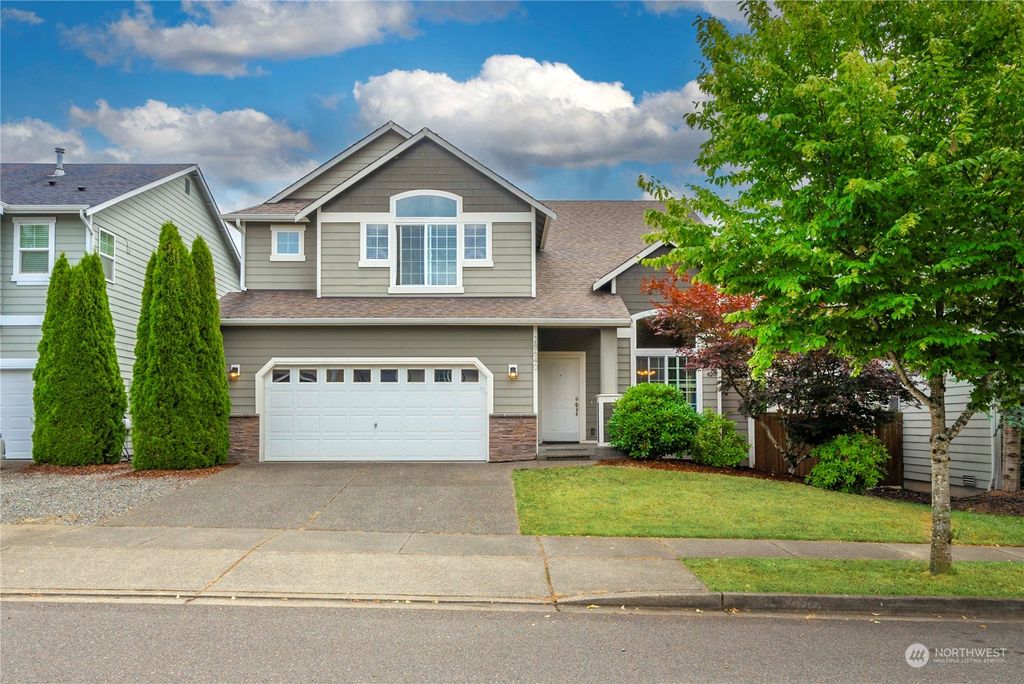 Photo of 28640 227th Avenue SE, Maple Valley, WA 98038 (MLS # 2140643)