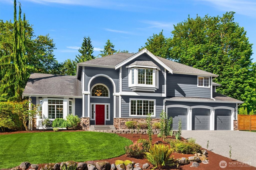 Photo of 8124 211th Avenue SE, Snohomish, WA 98290 (MLS # 2402045)