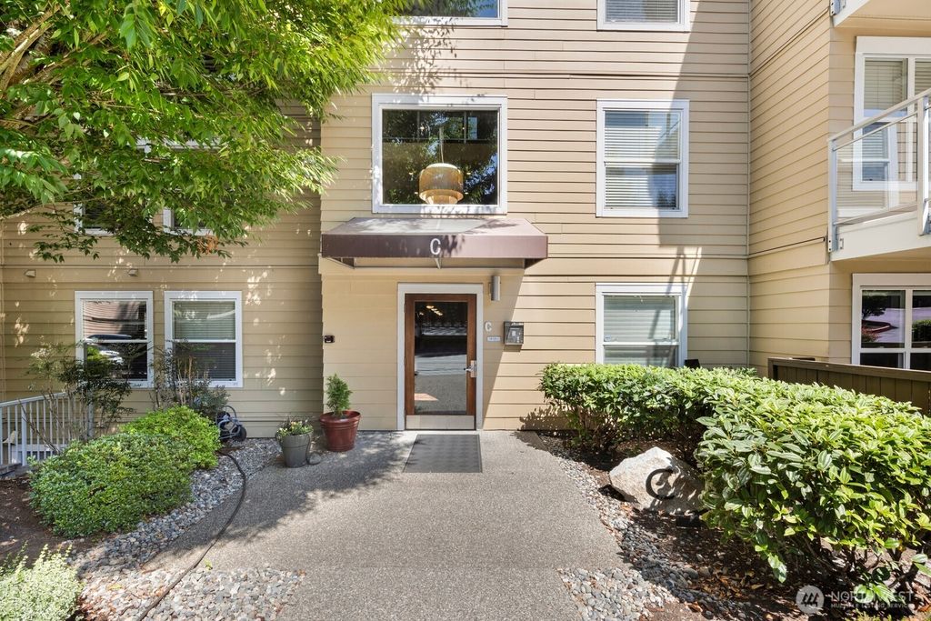 Photo of 22910 90th Avenue W #C306, Edmonds, WA 98026 (MLS # 2518344)