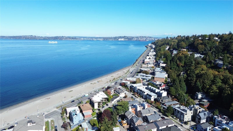 2352 Alki Avenue SW