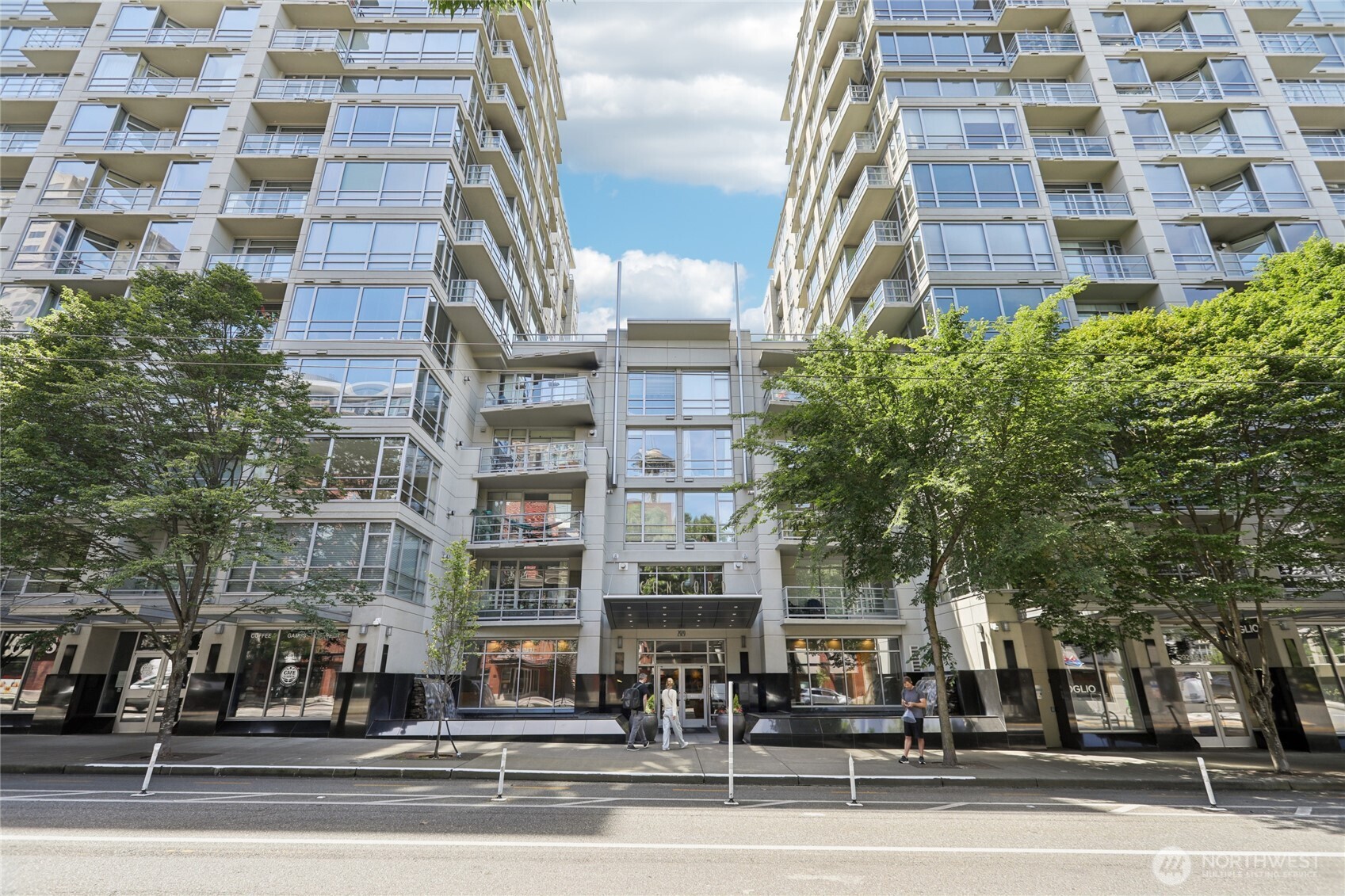 2929 1st Avenue 205