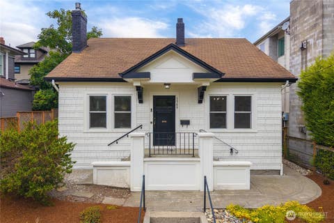 Photo of 1509 4th Avenue W, Seattle, WA 98119 (MLS # 2558627)