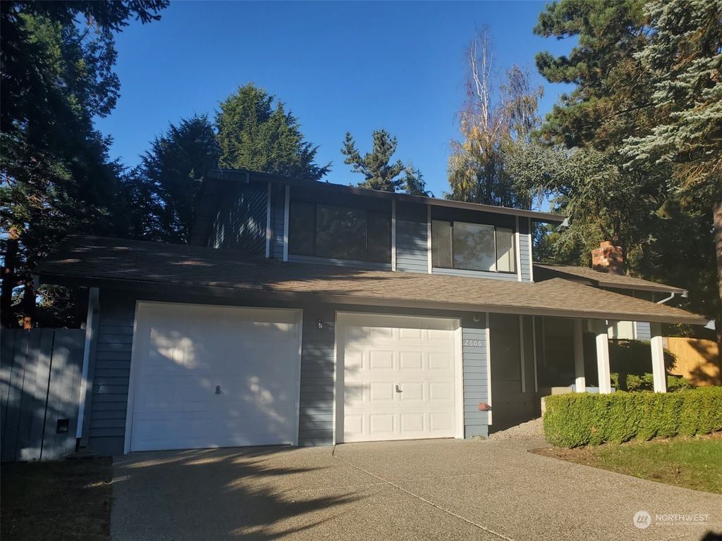 Photo of 2606 SW 340th Place, Federal Way, WA 98023 (MLS # 2173108)