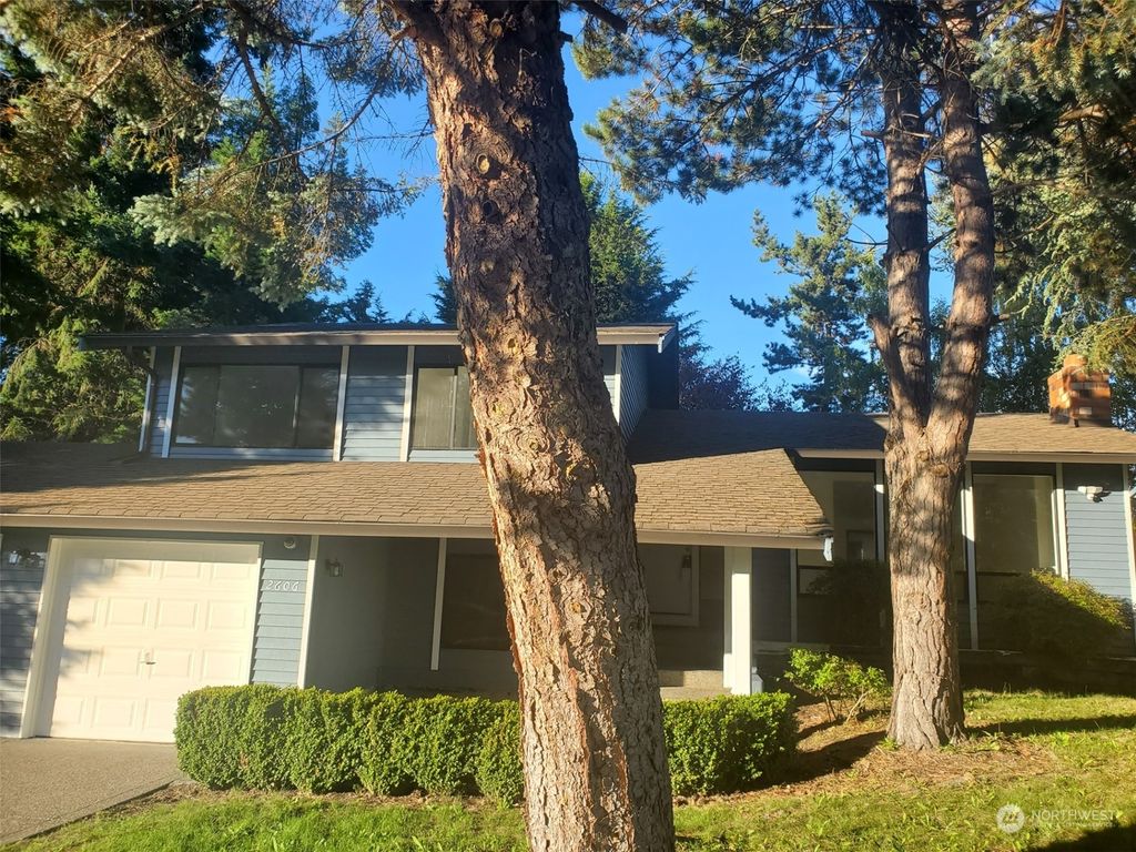 Photo of 2606 SW 340th Place, Federal Way, WA 98023 (MLS # 2173108)