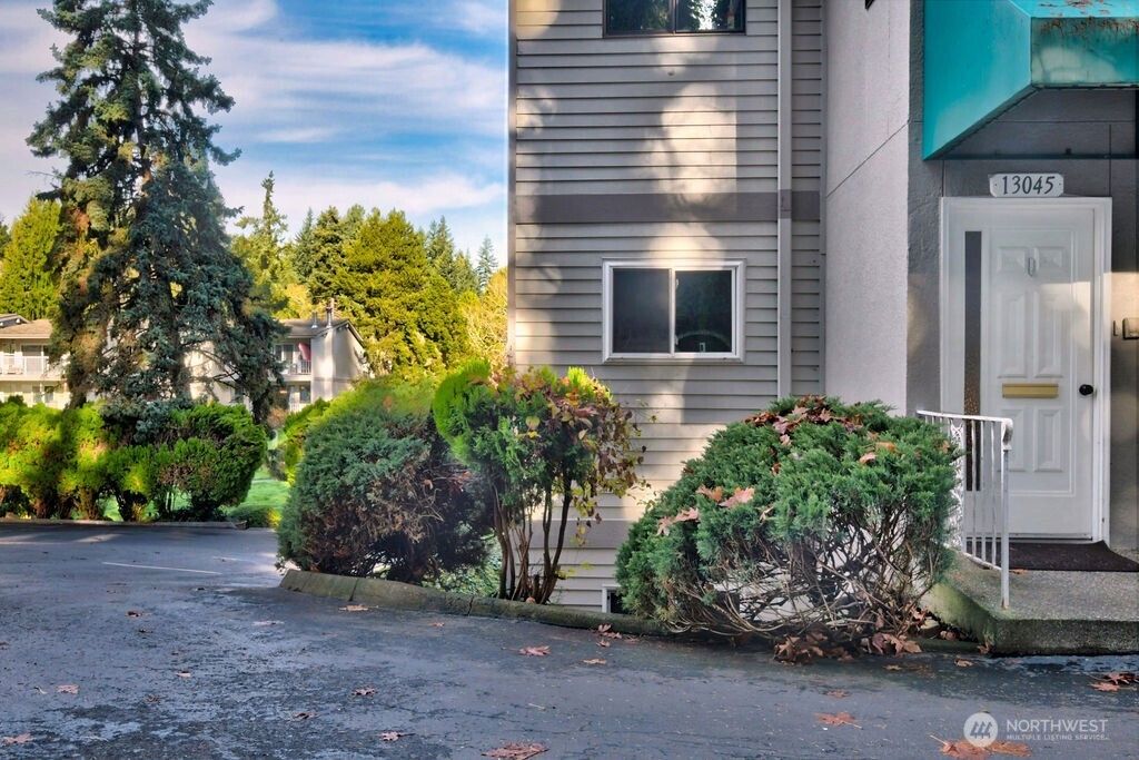 Photo of 13045 15th Avenue NE, Seattle, WA 98125 (MLS # 2453684)