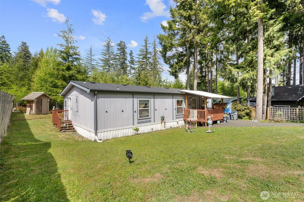 Photo of 300 E Skookum Drive NE, Shelton, WA 98584 (MLS # 2468846)