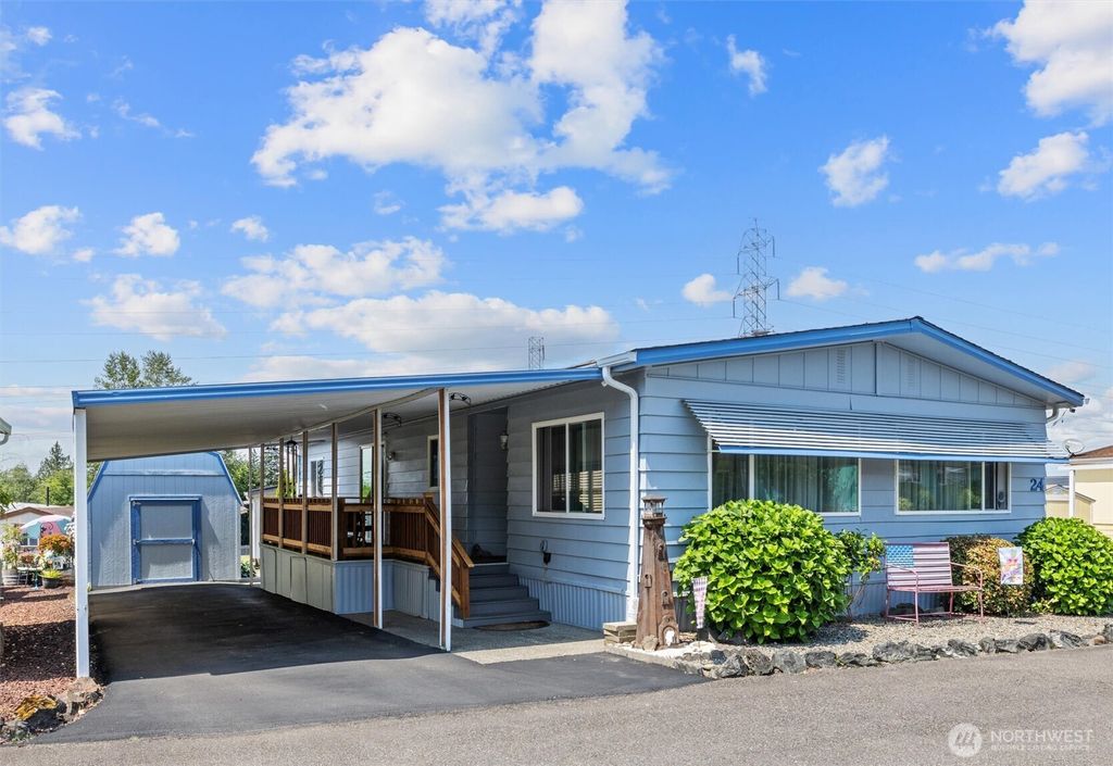 Photo of 1316 91st Avenue SE #24, Lake Stevens, WA 98258 (MLS # 2397327)