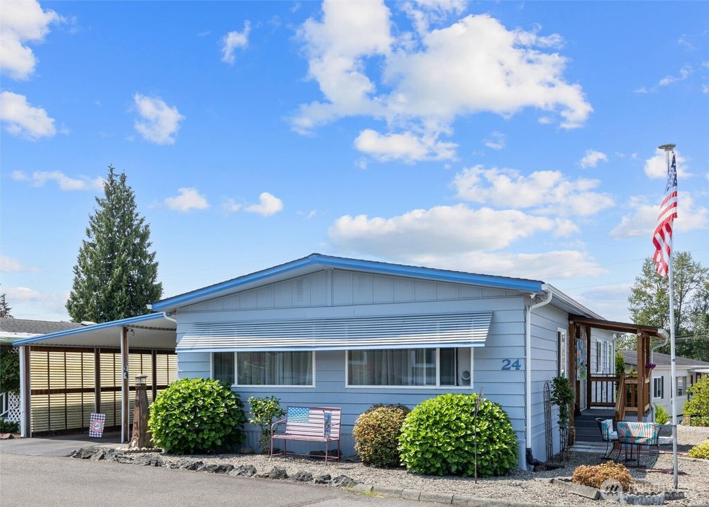 Photo of 1316 91st Avenue SE #24, Lake Stevens, WA 98258 (MLS # 2397327)