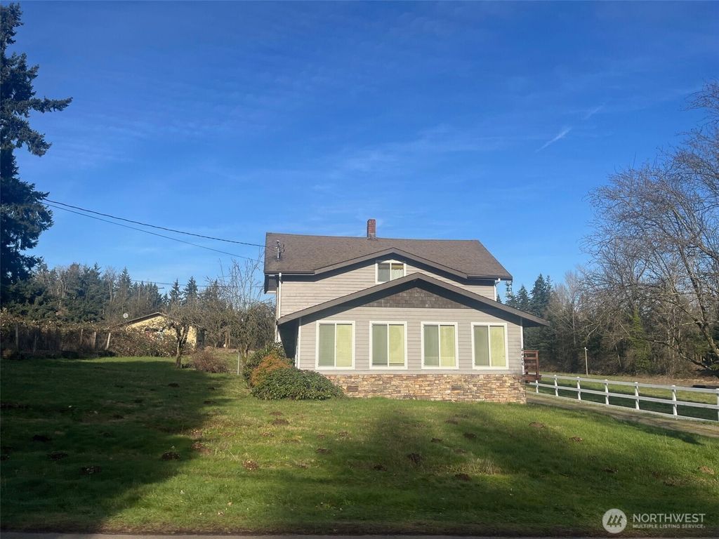 Photo of 4406 S 338 Street Ct N, Auburn, WA 98001 (MLS # 2465162)