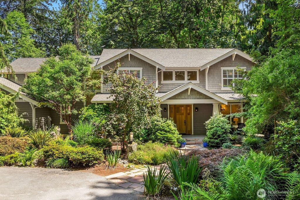 Photo of 7608 254th Avenue NE, Redmond, WA 98053 (MLS # 2388578)