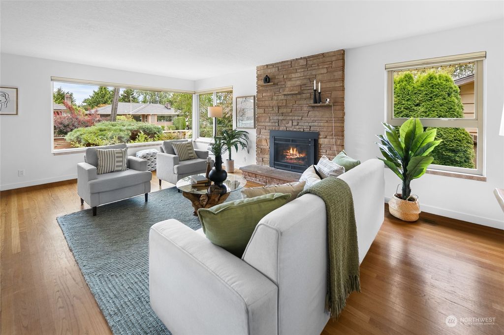 Photo of 1518 NW 96th Street, Seattle, WA 98117 (MLS # 2274786)