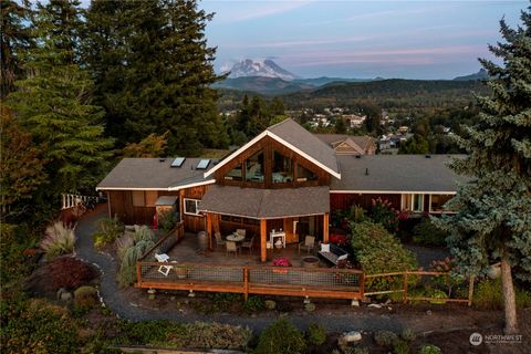 212 Dow Ridge Drive N, Eatonville, WA 98328 - MLS#: 2320089
