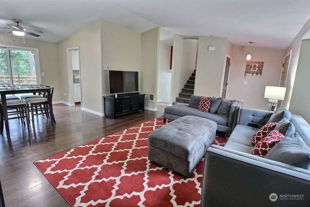 Photo of 16206 SE 322nd Street, Auburn, WA 98092 (MLS # 2028758)