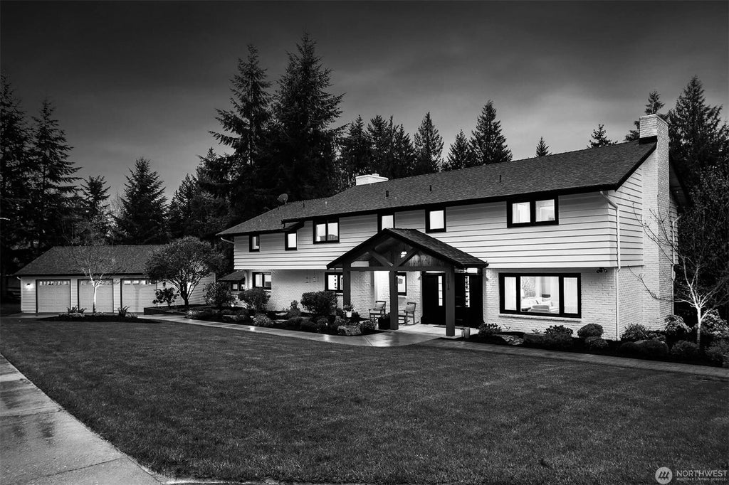 Photo of 15018 152nd Avenue NE, Woodinville, WA 98072 (MLS # 2551691)