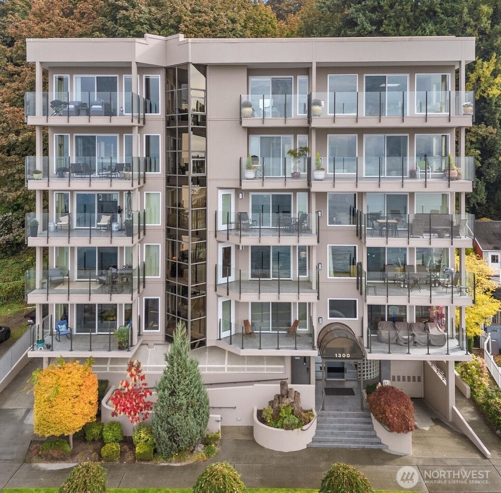 Photo of 1300 Alki Avenue SW #201, Seattle, WA 98116 (MLS # 2420876)