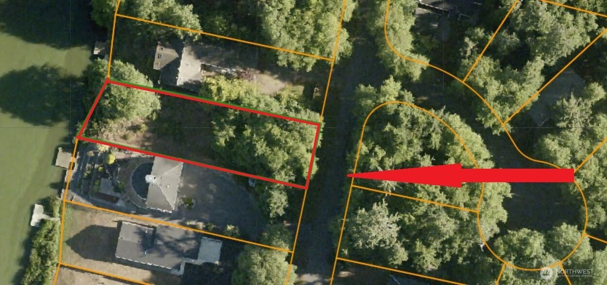 335 Lake View Loop NE