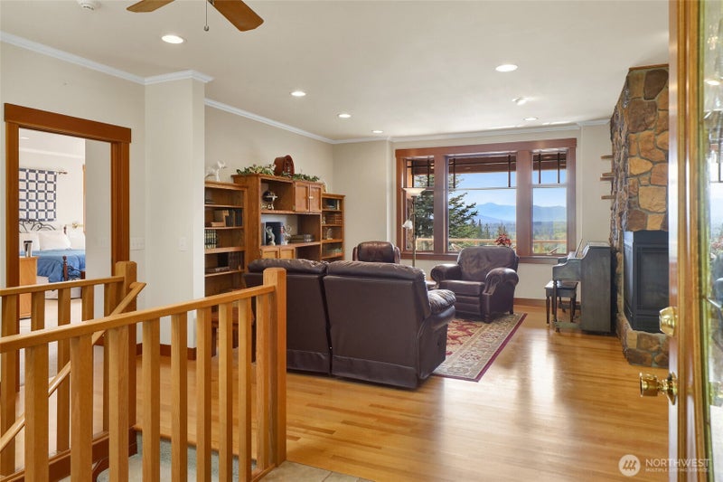 18077 Fox Hollow Lane
