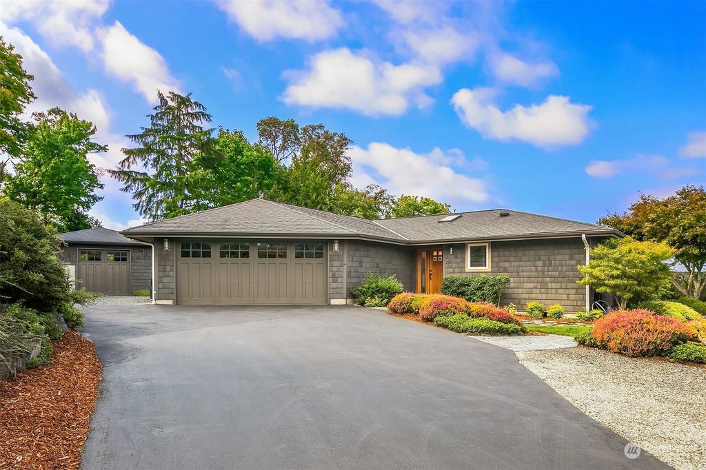 Photo of 17701 17th Avenue NW, Shoreline, WA 98177 (MLS # 2156200)