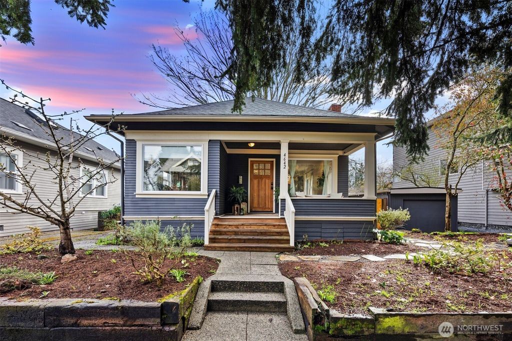 Photo of 4642 Eastern Avenue N, Seattle, WA 98103 (MLS # 2439934)